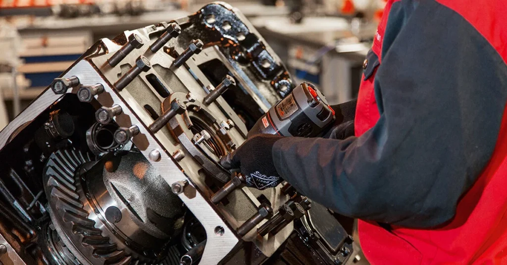 Gearbox Repair Dubai and the Best Car Garage in Dubai: Ensuring Vehicle Performance and Reliability