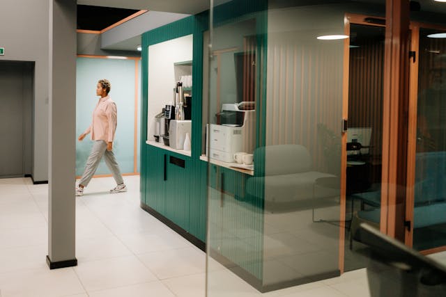 Office Glass Partition Dubai