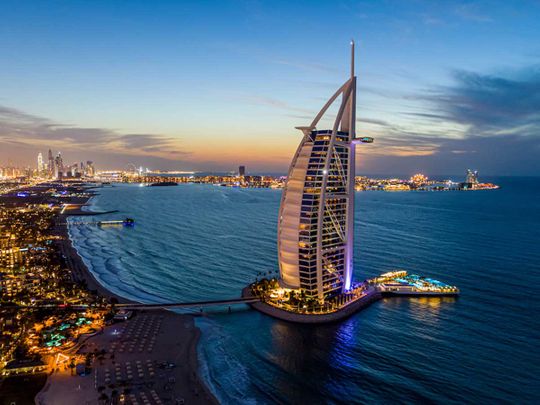 Why the Burj Al Arab 90 Minute Tour Price is Worth Every Dirham