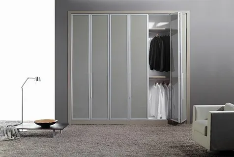 closet bi fold doors